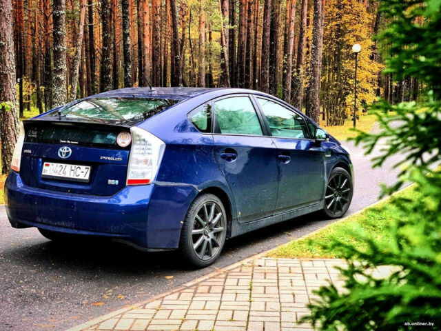 Toyota Prius 2010 року