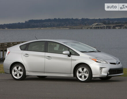 Toyota Prius 2011 года