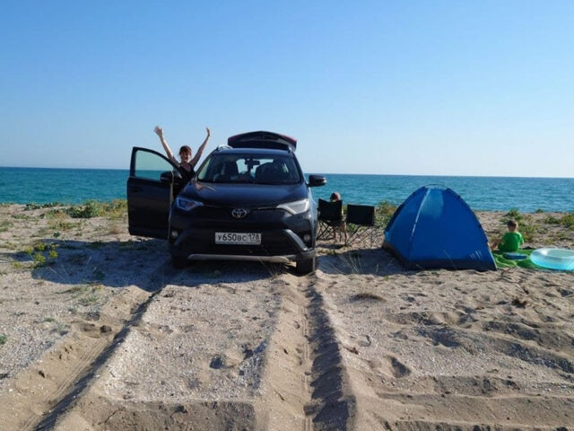 Toyota RAV4 2016 года