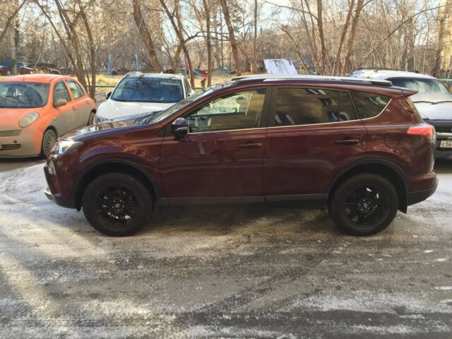 Toyota RAV4 2017 року