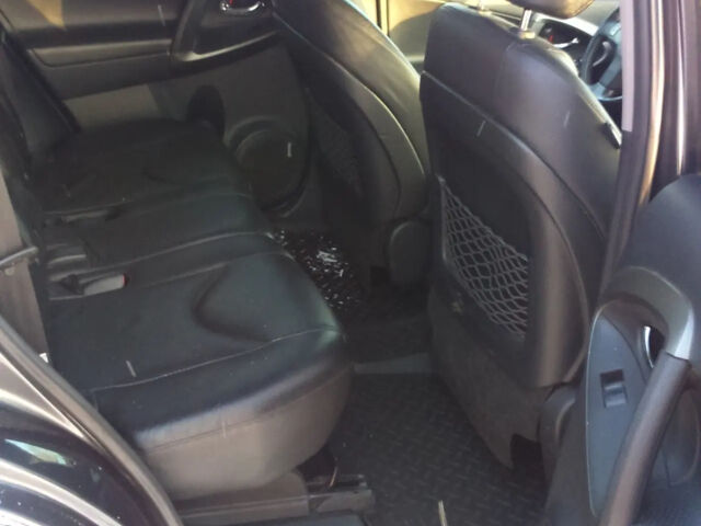 Toyota RAV4 2009 года