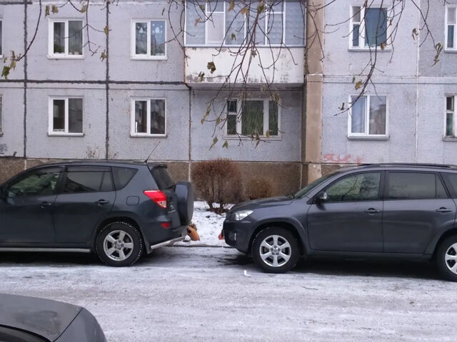 Toyota RAV4 2009 года