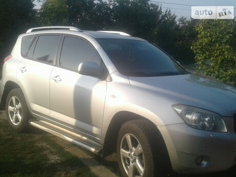 Тойота РАВ 4 2007 года Toyota RAV4 2007 года