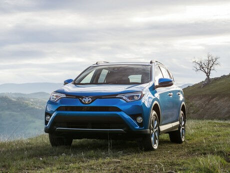 Toyota RAV4 2012 року