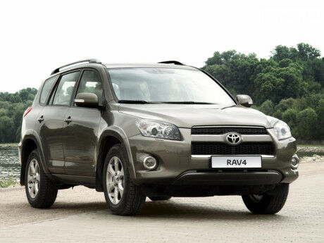 Тойота РАВ 4 2004 года Toyota RAV4 2004 года