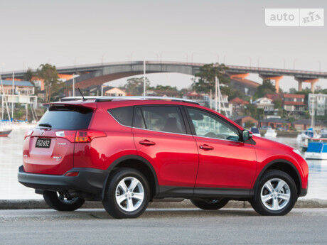 Тойота РАВ 4 2011 року Toyota RAV4 2011 року
