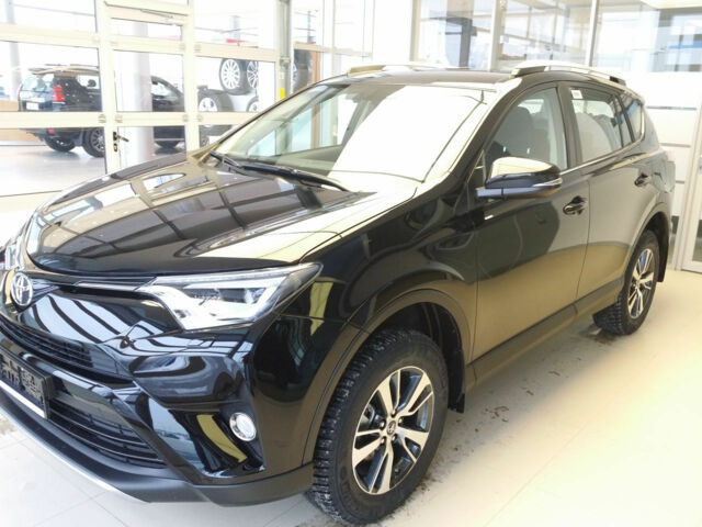 Toyota RAV4 2018 года