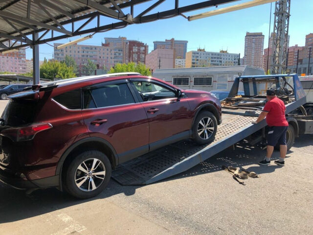 Toyota RAV4 2018 года