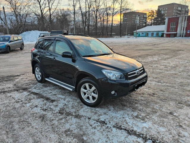 Toyota RAV4 2008 года