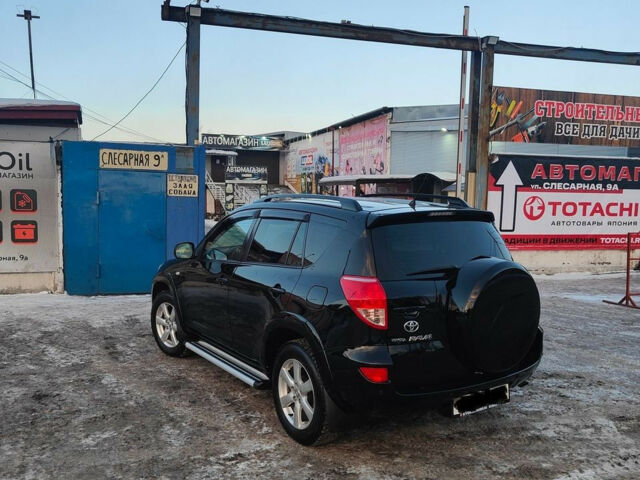 Toyota RAV4 2008 года