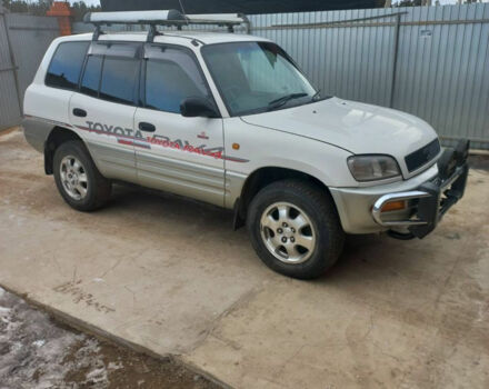 Toyota RAV4 1997 года - Фото 9 авто