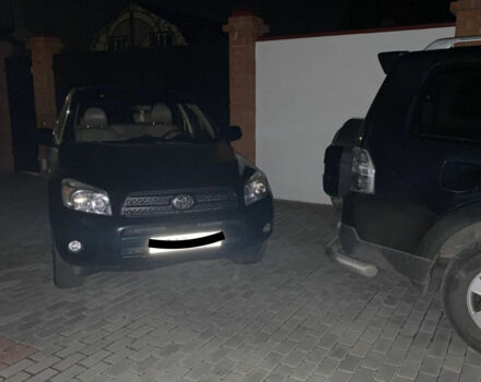Toyota RAV4 2007 года