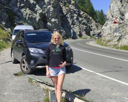 Toyota RAV4 2014 года - Фото 2 авто