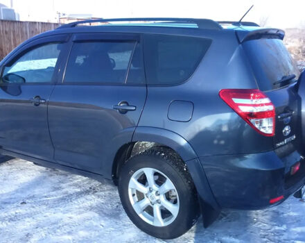 Toyota RAV4 2009 года - Фото 2 авто