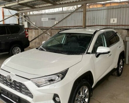 Toyota RAV4 2020 года - Фото 1 авто