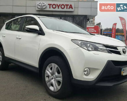 Toyota RAV4 2015 года - Фото 2 авто