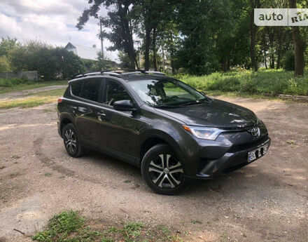 Toyota RAV4 2016 року