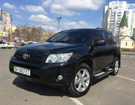 Toyota RAV4 2006 года