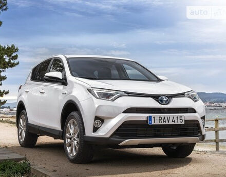 Toyota RAV4 2013 года