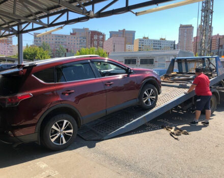 Toyota RAV4 2018 года