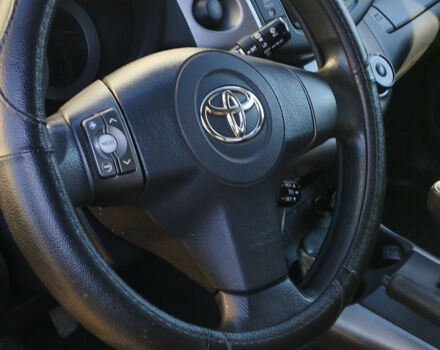 Toyota RAV4 2006 года - Фото 7 авто