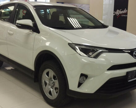 Toyota RAV4 2016 года