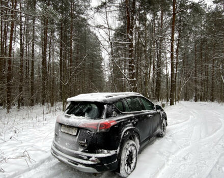 Toyota RAV4 2018 року - Фото 2 автомобіля