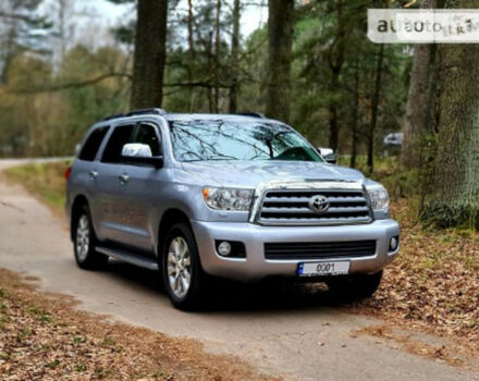 Toyota Sequoia 2009 року - Фото 2 автомобіля