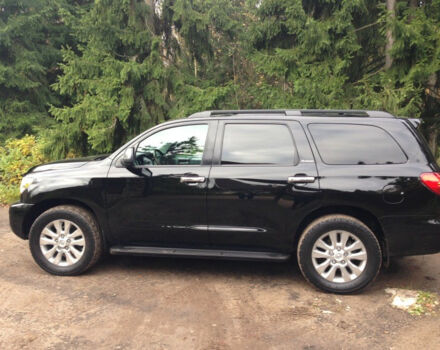 Toyota Sequoia 2010 року - Фото 5 автомобіля