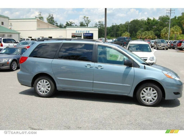 Toyota Sienna 2007 года