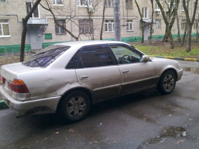 Toyota Sprinter 1998 года