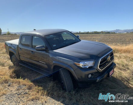 Toyota Tacoma 2018 года - Фото 2 авто