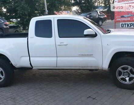 Фото на відгук з оцінкою 4.2   про авто Toyota Tacoma 2016 року випуску від автора “Игорь” з текстом: Отличная машина для частного дома !Незаменима для поездок на рыбалку и охоту !Неприхотлива и наде...