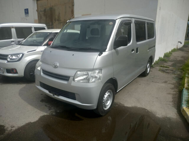 Toyota Town Ace 2016 года