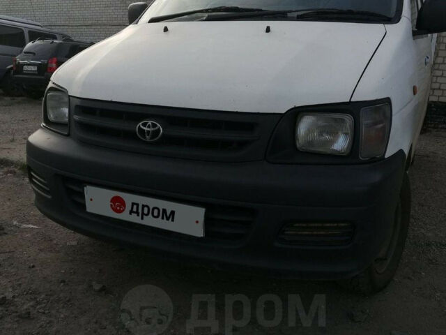 Toyota Town Ace 2001 року