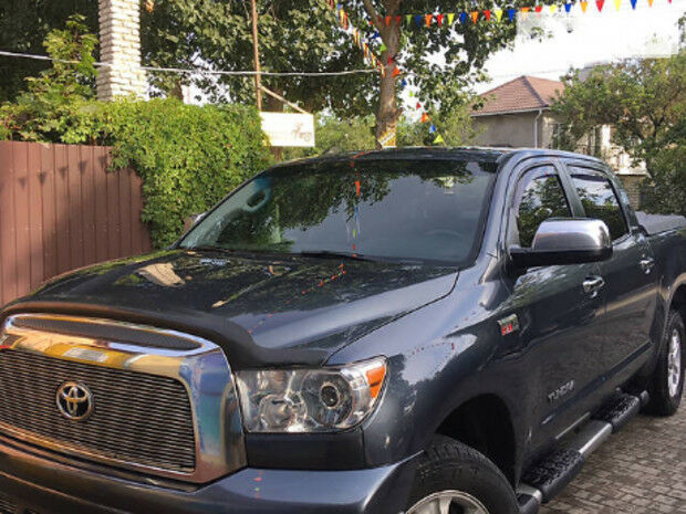 Toyota Tundra 2008 года