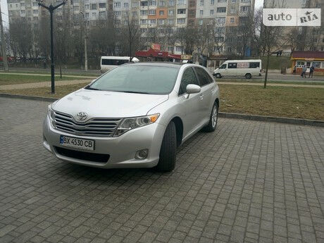 Toyota Venza 2011 года