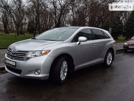 Toyota Venza 2011 года