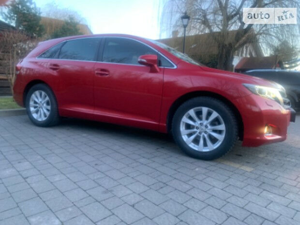 Toyota Venza 2013 года