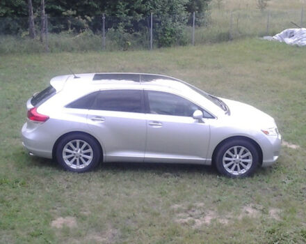 Toyota Venza 2011 року