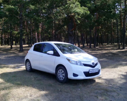 Toyota Vitz 2011 года