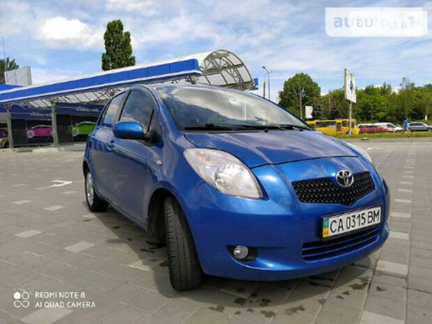 Toyota Yaris 2007 року