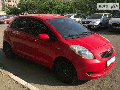 Toyota Yaris 2007 года