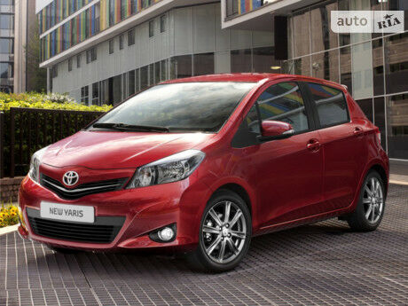 Тойота Ярис 2008 года Toyota Yaris 2008 года