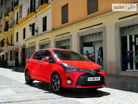 Toyota Yaris 2008 года