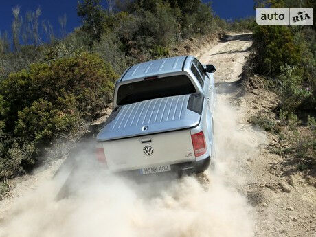 Фольксваген Амарок 2013 года Volkswagen Amarok 2013 года