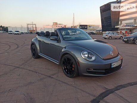 Volkswagen Beetle 2015 года