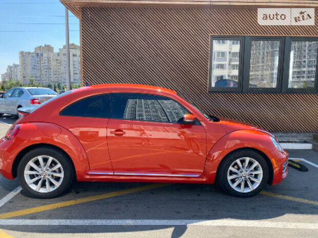 Volkswagen Beetle 2017 года