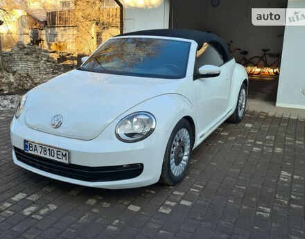 Volkswagen Beetle 2016 року