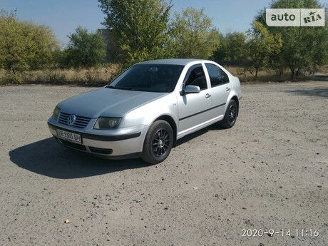 Volkswagen Bora 2000 года